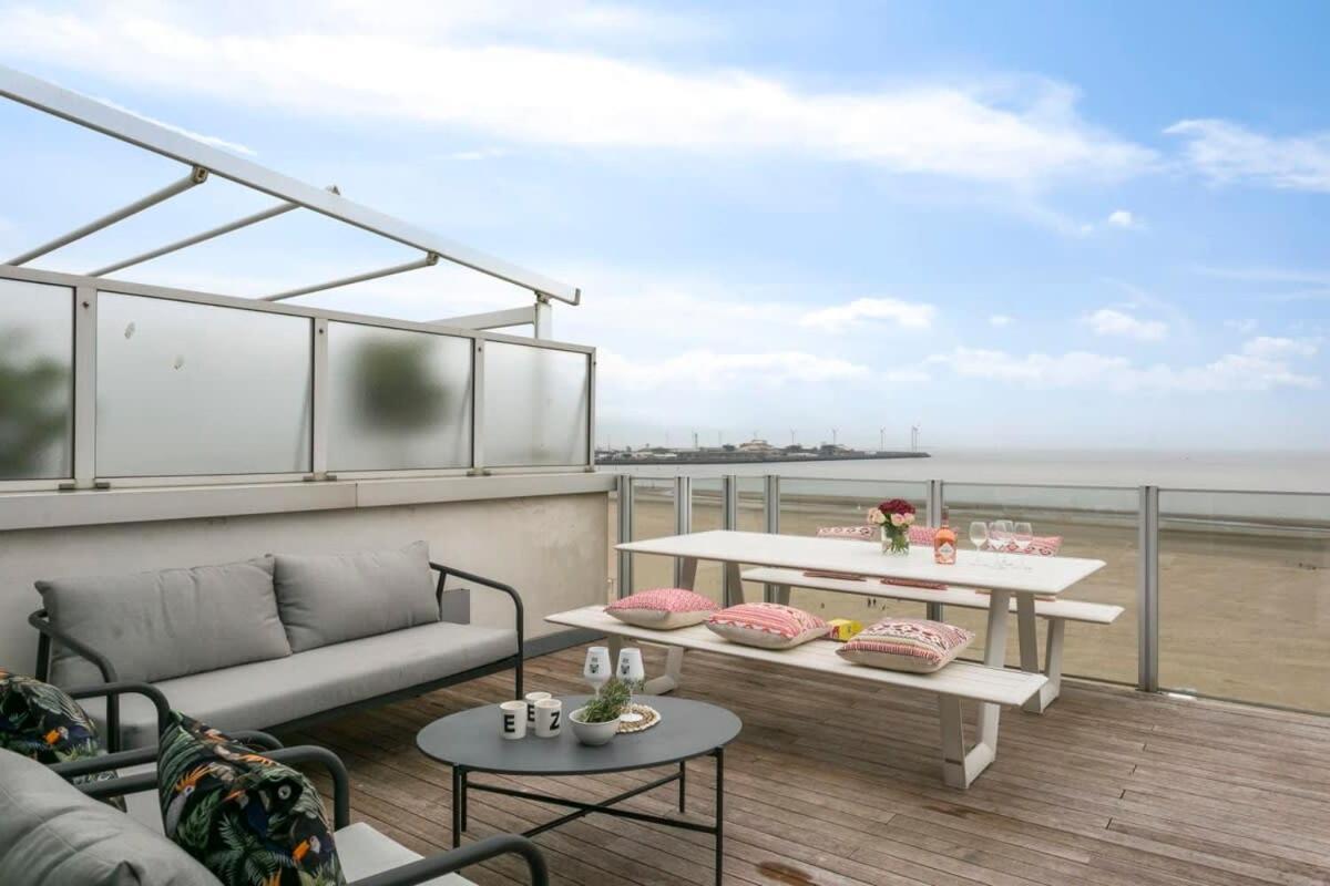 Modern Penthouse With Stunning Sea-View, Sauna And 2 Large Terraces! Leilighet Knokke-Heist Eksteriør bilde